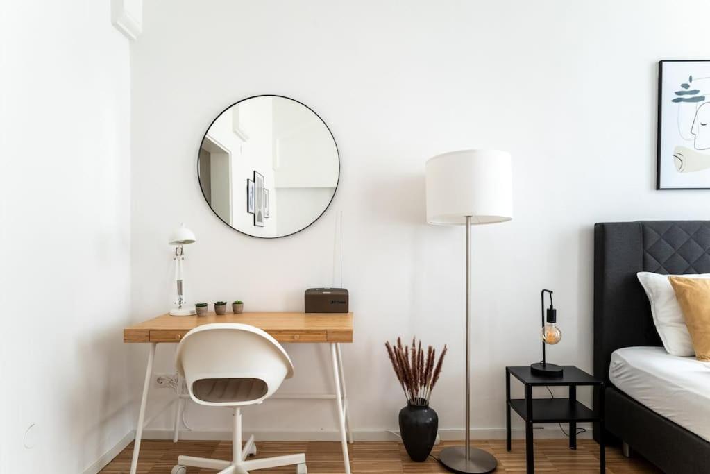 Neat Studio Steps To Center By Hm Wien Exterior foto